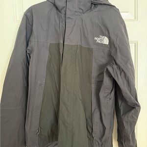 The North Face Men's Gray Jacket in Small